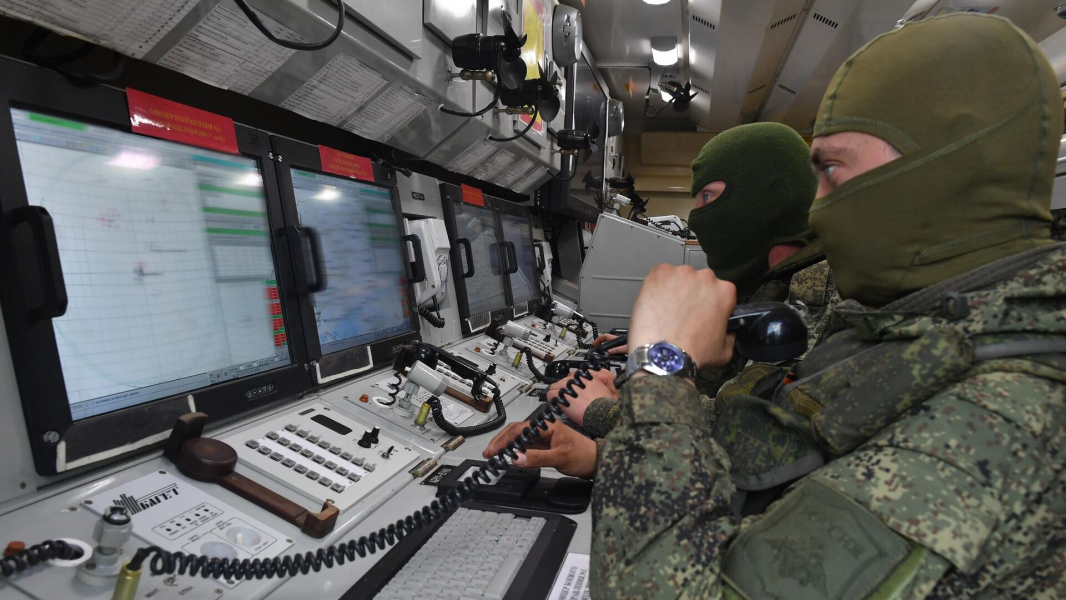 Смирнов: ПВО сбила управляемую авиабомбу в Курской области